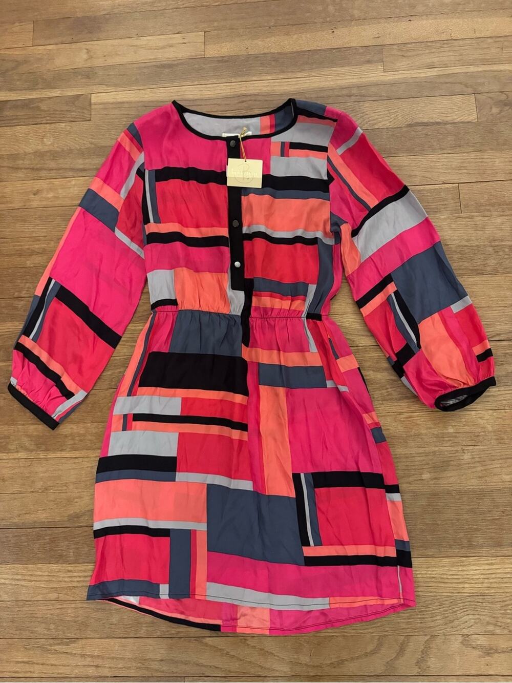 NWT Britt Ryan Women's Pink Multi Geometric Knee Length Silk Dress - Small
b22
